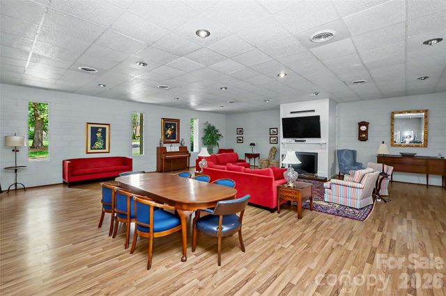 8333 Knights Bridge Road, Charlotte, NC 28210