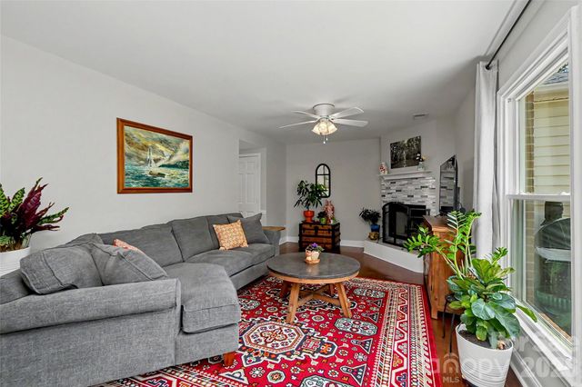 8333 Knights Bridge Road, Charlotte, NC 28210