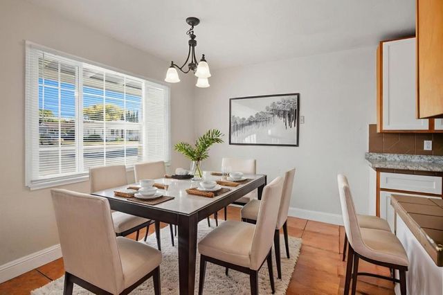 957 Oakwood Avenue, Vallejo, CA 94591