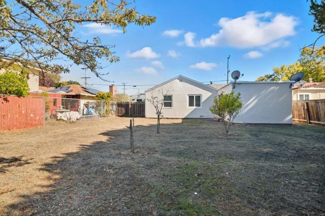 957 Oakwood Avenue, Vallejo, CA 94591