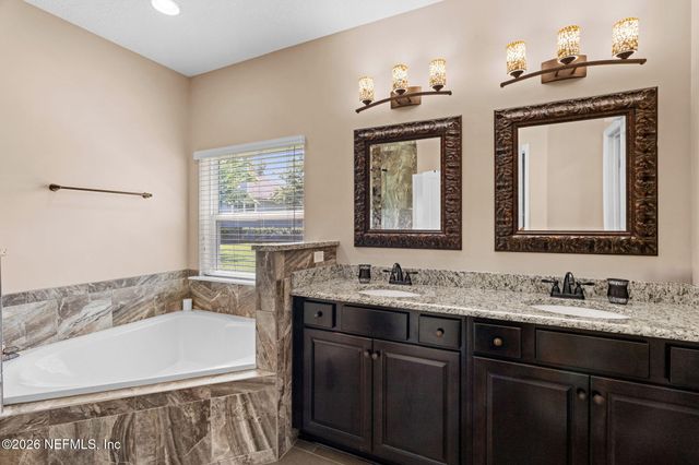 3390 OGLEBAY Drive, Green Cove Springs, FL 32043