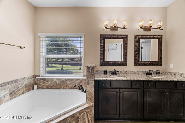 3390 OGLEBAY Drive, Green Cove Springs, FL 32043