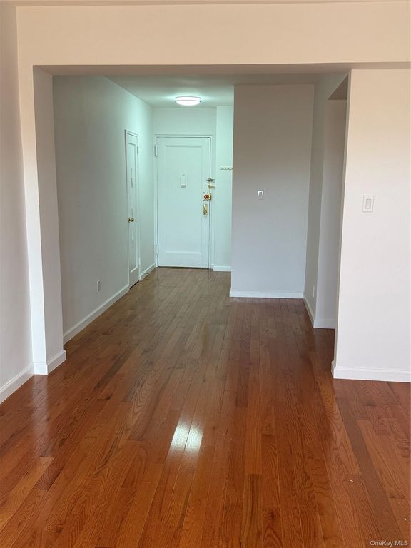139-10 28th Road 6C, Flushing, NY 11354 — exterior