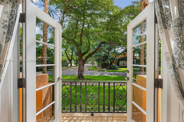 1222 Ferdinand St, Coral Gables, FL 33134