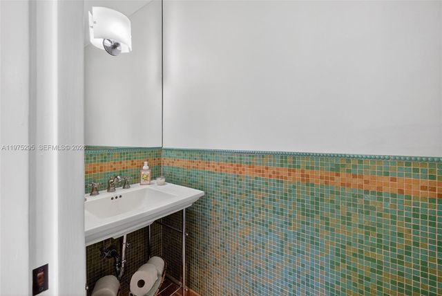 1222 Ferdinand St, Coral Gables, FL 33134