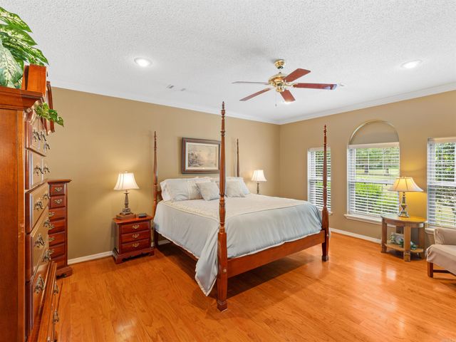 212 Pine Terrace Dr, Cabot, AR 72023