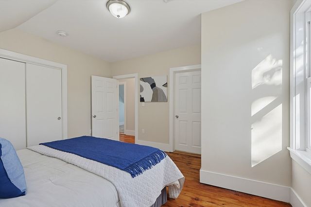 26 Pleasant St, Beverly, MA 01915