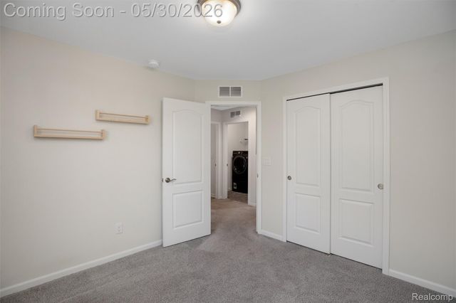 43583 Chancellor Lane, Novi, MI 48375
