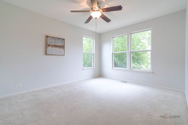 1575 McClellan Drive, Lindenhurst, IL 60046