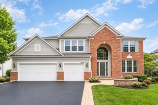 1575 McClellan Drive, Lindenhurst, IL 60046