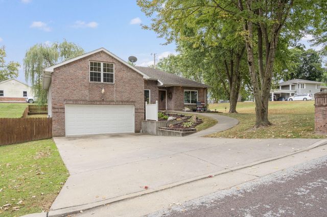 502 KROHN ST, Boonville, MO 65233