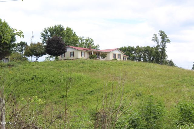 1704 Balls Chapel Road, Rose Hill, VA 24281