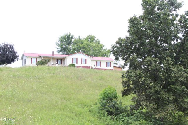 1704 Balls Chapel Road, Rose Hill, VA 24281