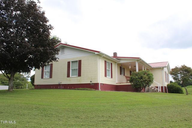 1704 Balls Chapel Road, Rose Hill, VA 24281