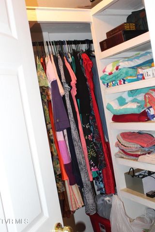 1704 Balls Chapel Road, Rose Hill, VA 24281