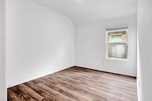 4450 Wild Flora Way, Baytown, TX 77521