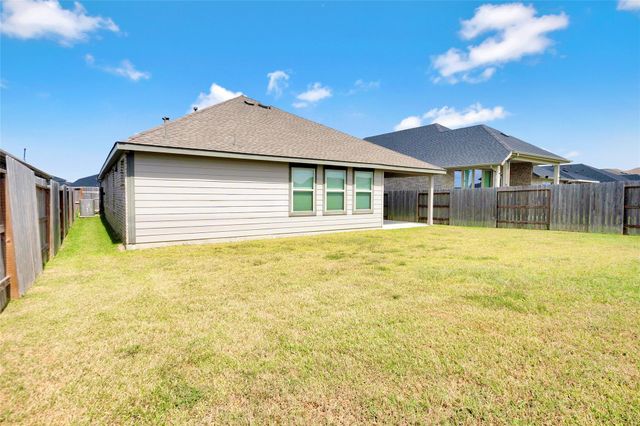 4450 Wild Flora Way, Baytown, TX 77521