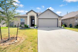 4450 Wild Flora Way, Baytown, TX 77521