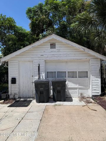 263 2ND Street, Atlantic Beach, FL 32233