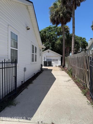 263 2ND Street, Atlantic Beach, FL 32233