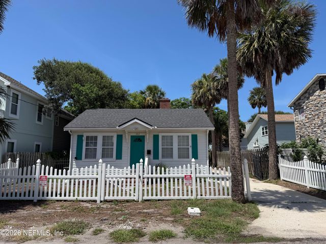 263 2ND Street, Atlantic Beach, FL 32233
