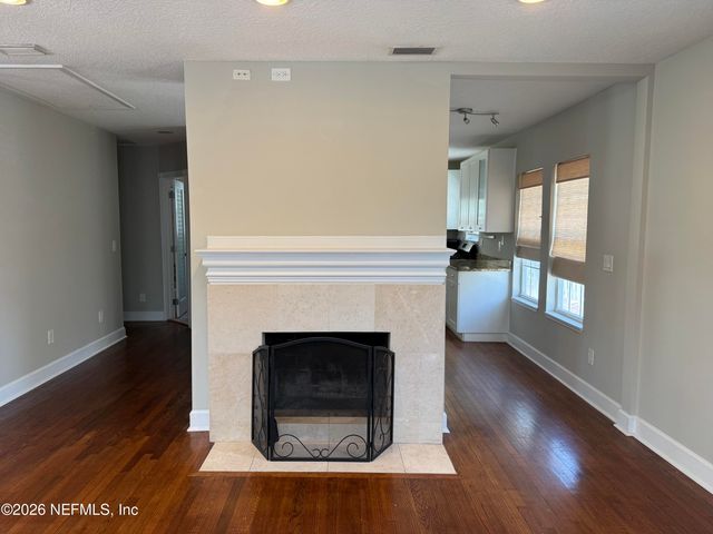 263 2ND Street, Atlantic Beach, FL 32233