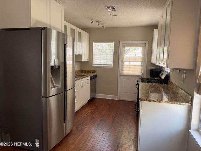 263 2ND Street, Atlantic Beach, FL 32233
