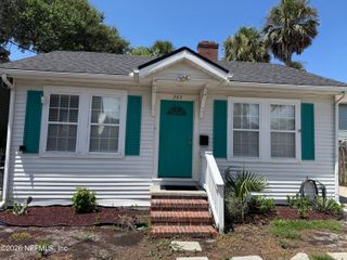 263 2ND Street, Atlantic Beach, FL 32233