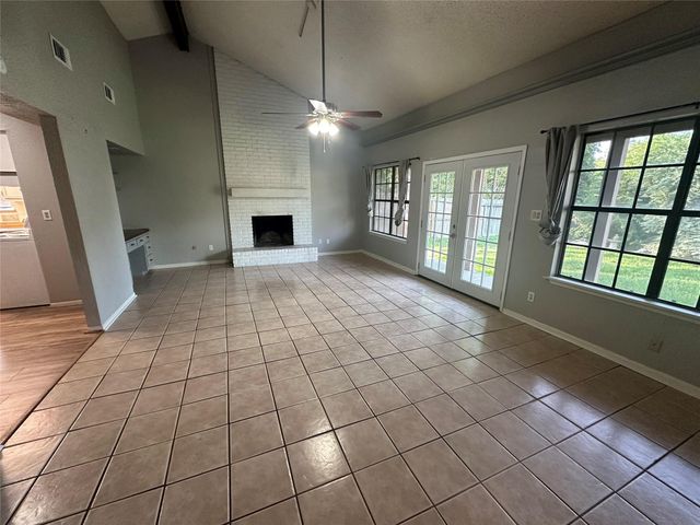 10813 Scenic Drive, Montgomery, TX 77356