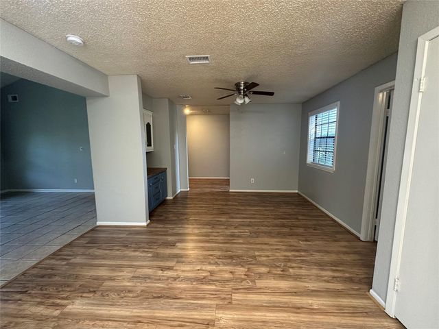 10813 Scenic Drive, Montgomery, TX 77356