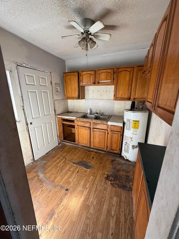 1918 E 27TH Street, Jacksonville, FL 32206