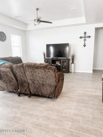 5004 Sand Stream Road, Las Cruces, NM 88012