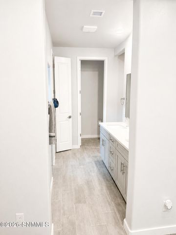 5004 Sand Stream Road, Las Cruces, NM 88012
