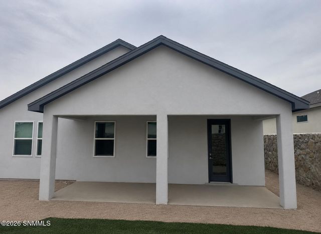 5004 Sand Stream Road, Las Cruces, NM 88012