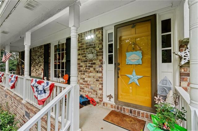2191 Brookfield Circle, Lawrenceville, GA 30043