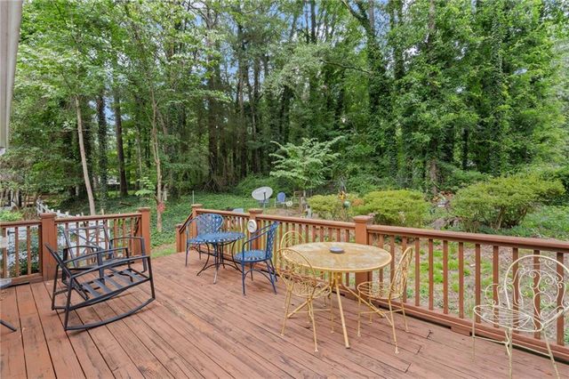 2191 Brookfield Circle, Lawrenceville, GA 30043