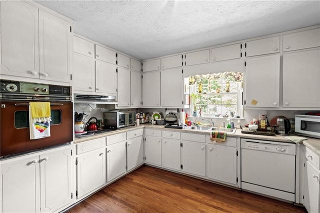 2191 Brookfield Circle, Lawrenceville, GA 30043