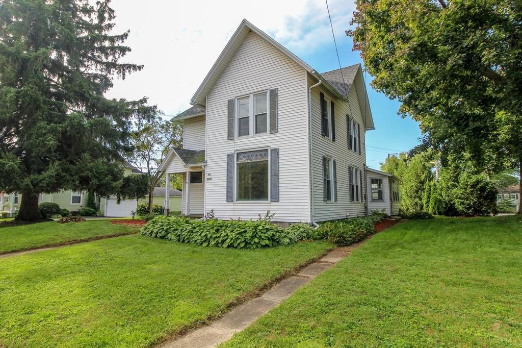 403 E Main Street, Cambridge, WI 53523