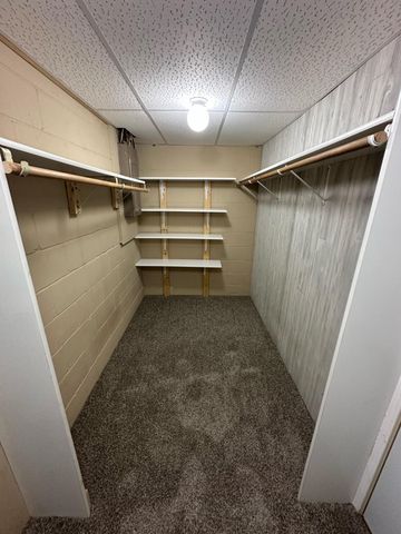 332 E Pleasant Avenue, Ellsworth, WI 54011