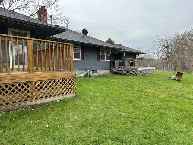 332 E Pleasant Avenue, Ellsworth, WI 54011