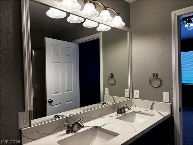 6453 Blue Blossom Avenue, Las Vegas, NV 89108