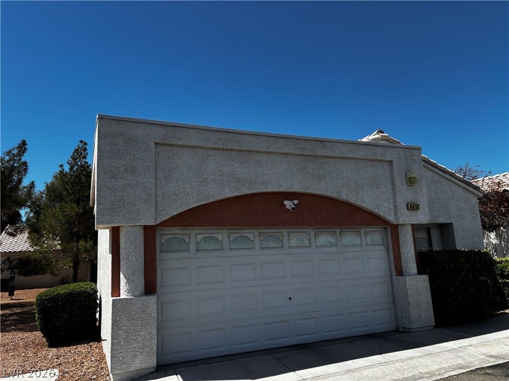 6453 Blue Blossom Avenue, Las Vegas, NV 89108