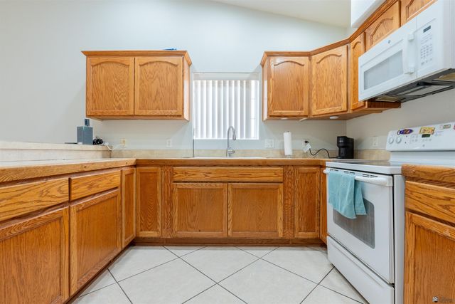 1140 N Villareal Ave, San Luis, AZ 85336