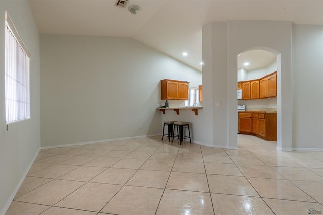 1140 N Villareal Ave, San Luis, AZ 85336