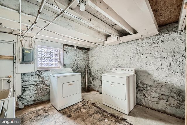3162 RAVENWOOD AVE, Baltimore, MD 21213