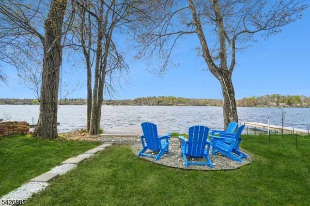 119 Lake Shore Dr, West Milford Twp., NJ 07421