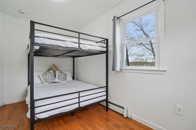 119 Lake Shore Dr, West Milford Twp., NJ 07421