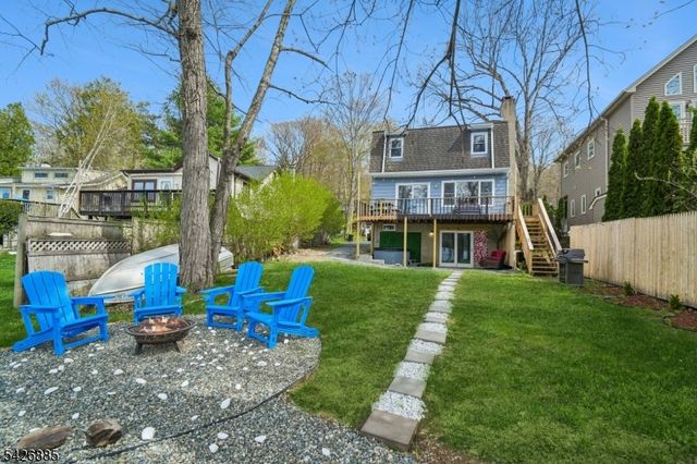119 Lake Shore Dr, West Milford Twp., NJ 07421