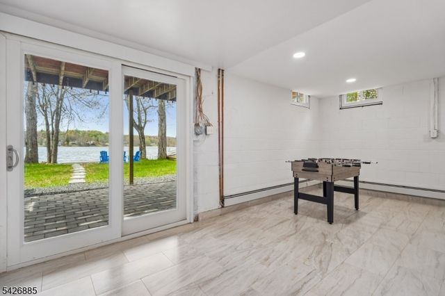 119 Lake Shore Dr, West Milford Twp., NJ 07421