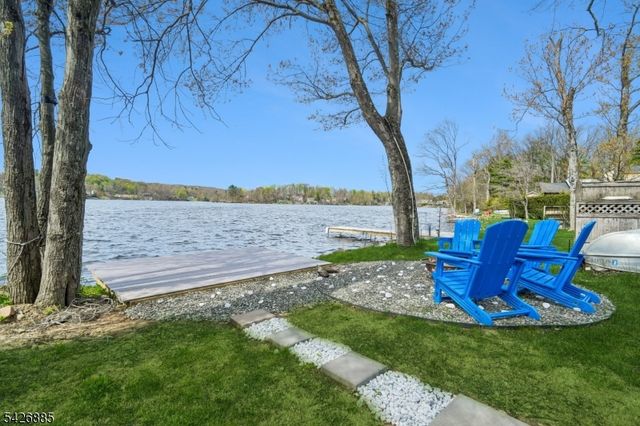 119 Lake Shore Dr, West Milford Twp., NJ 07421